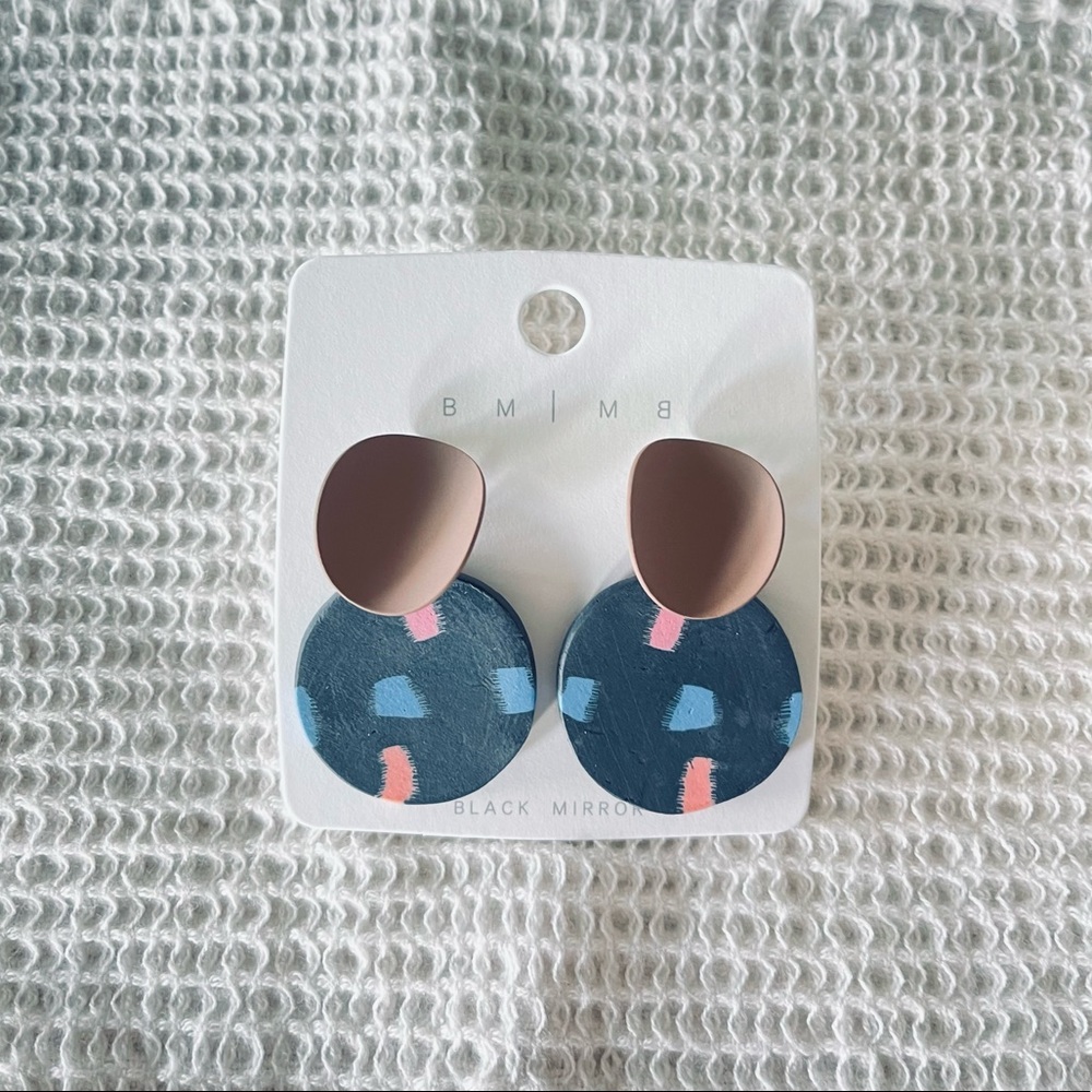 NWT Black Mirror BM Acrylic Korean Fashion Earrings